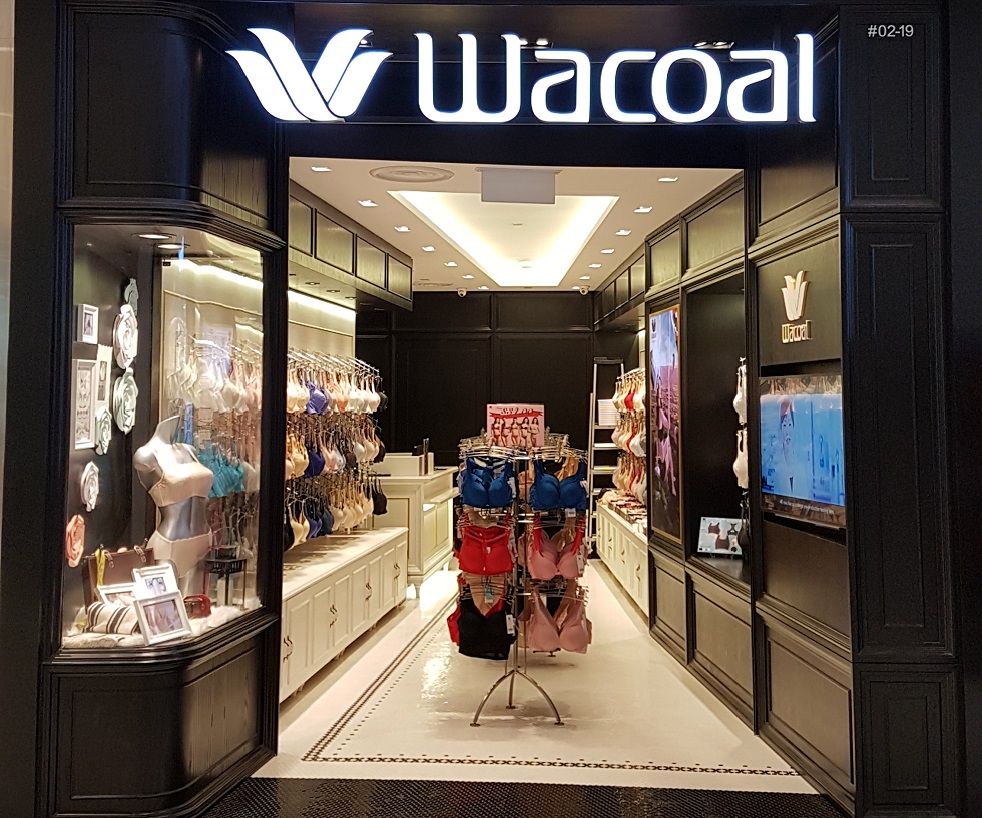 WACOAL | Apparel | Fashion | Lot One